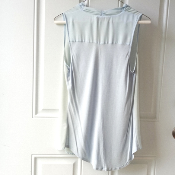 🦋Princess Vera Wang blouse🦋 - Picture 4 of 6